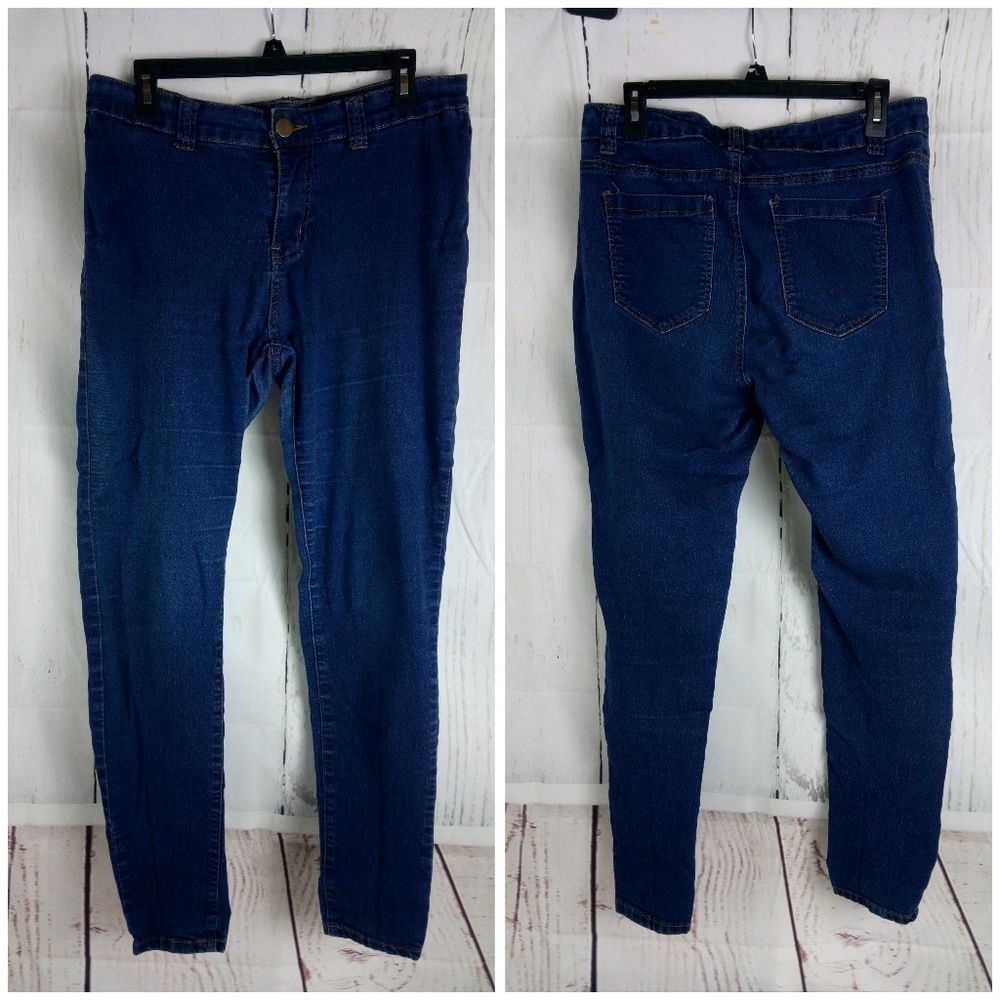 Forever 21+ Size 14 Skinny Jeans Pants